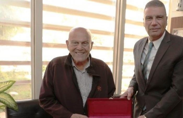 أخبار مصر : أسوان في 24 ساعة.. مفتاح المدينة لمجدى يعقوب وإزالة للإشغالات