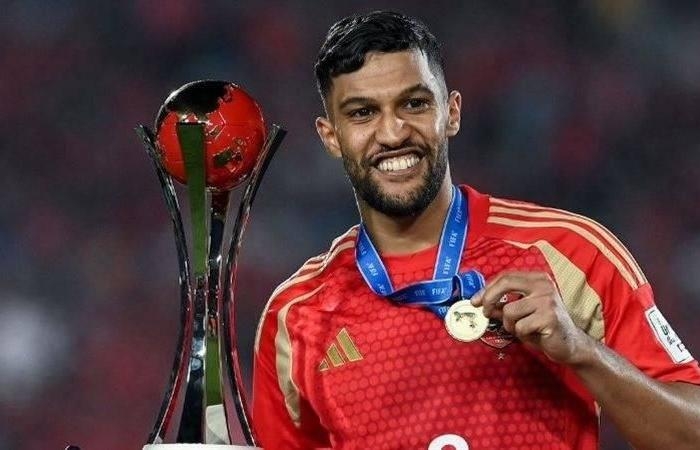 رياضة : الأهلي يودع نجمه المغربي بعد مواجهة بورتو في كأس العالم للأندية