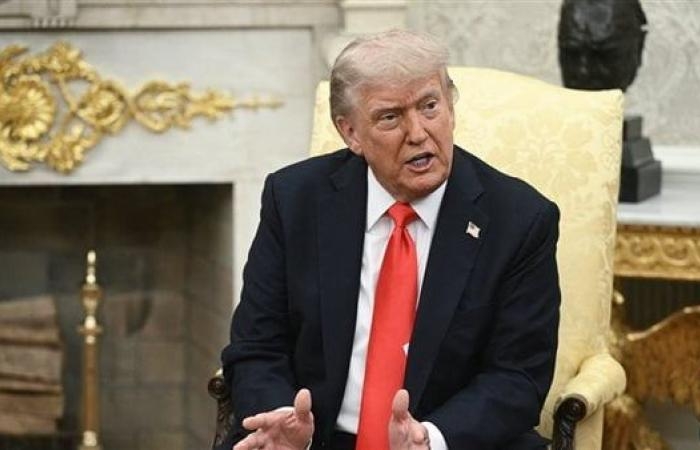 البيت الأبيض: ترامب سيحسم التدخل العسكري ضد طهران خلال أسبوعين