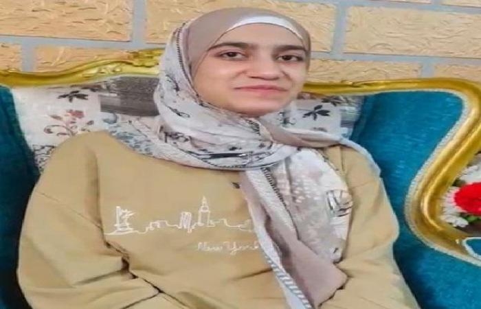 حلمي أكون دكتورة.. «منه سمير» الثانية على إعدادية الشرقية: فضل ربنا ورضا والدي
