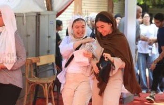 تقارير مصرية : بعد الخروج من امتحان العربي.. الطلاب: القراءة والنصوص سهلين والنحو محتاج تركيز