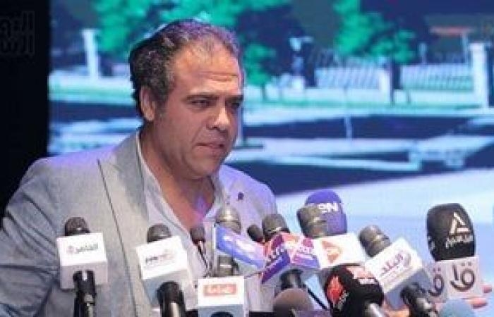 ثقافة : عصام درويش: مجدي يعقوب قيمة كبيرة والعمل على تمثاله فخر كبير
