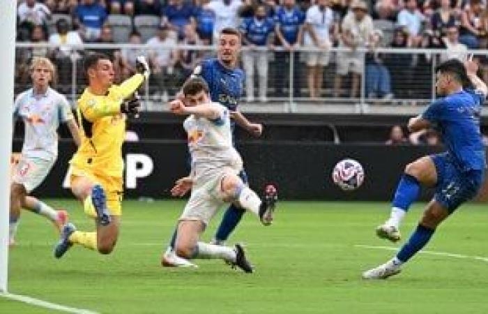 رياضة عالمية : الهلال السعودى يسقط فى فخ التعادل ضد سالزبورج بكأس العالم للأندية