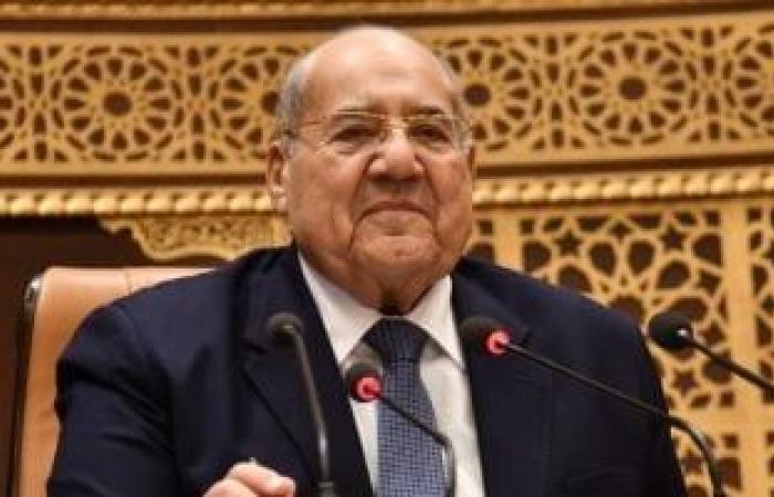 أخبار السياسة : رئيس الشيوخ: الرئيس السيسى قاد سفينة الوطن وسط أمواج عاتية ونعاهده أن نظل خلفه صفا واحدا