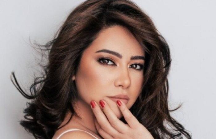بعد انتهاء الخلاف مع «روتانا».. شيرين عبد الوهاب توجه رسالة لصناع «مازال عالبال»