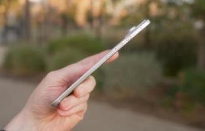 أخبار التكنولوجيا : هاتف iPhone 18 سيأتى مزوداً بتقنية مميزة تمنحه أداء أسرع واستهلاك أقل للطاقة