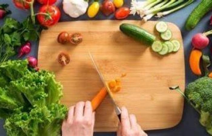 صحة وطب : لو بتعمل دايت.. نوع من الأطعمة يزيد حرق الدهون
