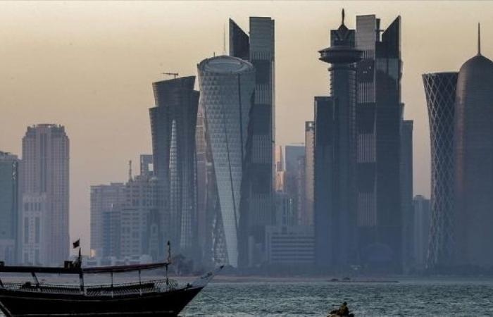 أخبار العالم : بعد إغلاقه لساعات.. قطر تعيد فتح مجالها الجوي