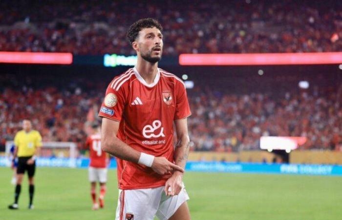 مدحت شلبي يكشف آخر تطورات ملف رحيل وسام أبو علي عن الأهلي