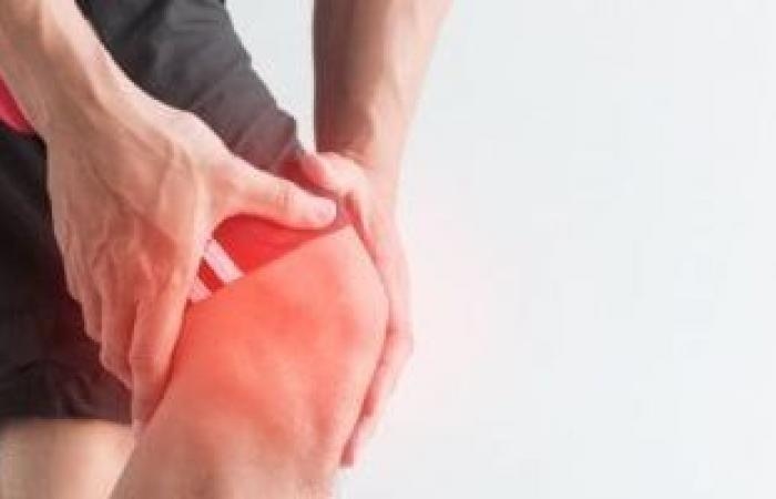 صحة وطب : لو عندك آلام الركبة.. نصائح لحماية مفاصلك