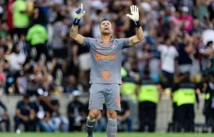 رياضة عالمية : فابيو لوبيز حارس فلومينينسي يحقق رقماً قياسياً في كأس العالم للأندية