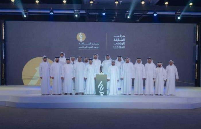 رياضة : عبدالله بن سالم يُكرّم الفائزين في برنامج ريادة التميز الرياضي