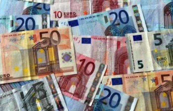 أخبار الاقتصاد : سعر اليورو اليوم الجمعة 4 يوليو 2025 أمام الجنيه بالبنوك المصرية