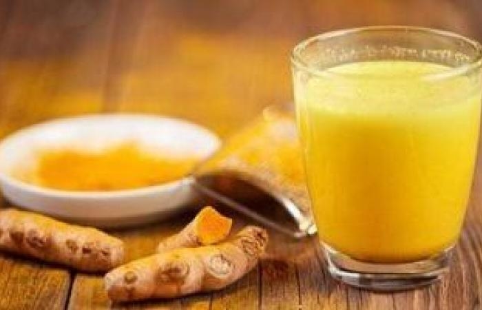 صحة وطب : حليب الكركم.. ماذا يحدث لجسمك عند تناوله يوميا؟