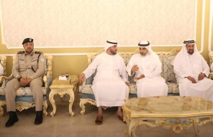 أخبار العالم : محمد بن سعود والشيوخ يعزون في وفاة فاطمة المزروع