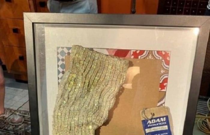 عالم المرأة : جورب متسخ وجاكيت.. بيع مقتنيات مختلفة لـ مايكل جاكسون فى مزاد علنى