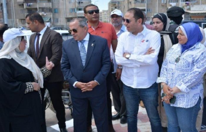 بتكلفة 100 مليون جنيه.. محافظ بورسعيد يتابع أعمال تطوير منطقة السلام بحي الضواحي