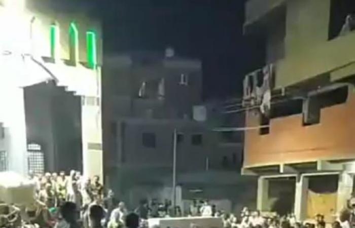 محافظات : تشييع "عريس الجنة" بالزغاريد بعد وفاته فى حادث مع عروسه ووالدتها بكفر الشيخ.. صور