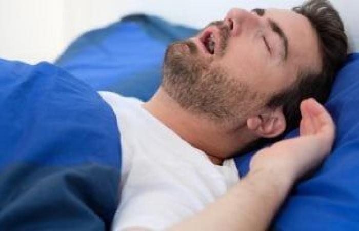 صحة وطب : لماذا تنام وفمك مفتوحا؟.. اعرف الأسباب والمخاطر الصحية وطرق العلاج