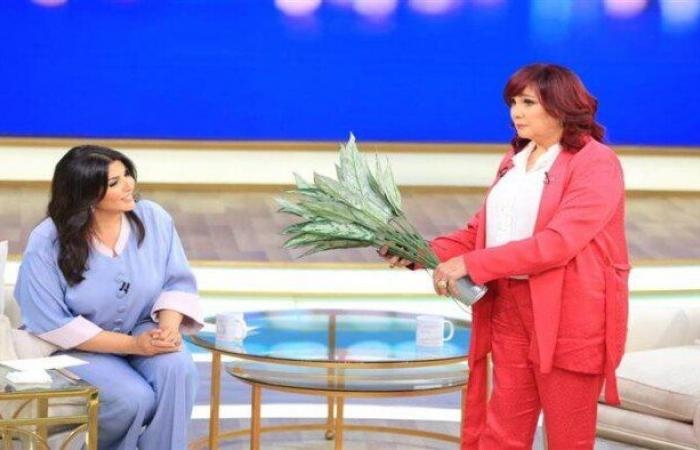 الجمعة.. شيرين ضيفة برنامج معكم منى الشاذلي