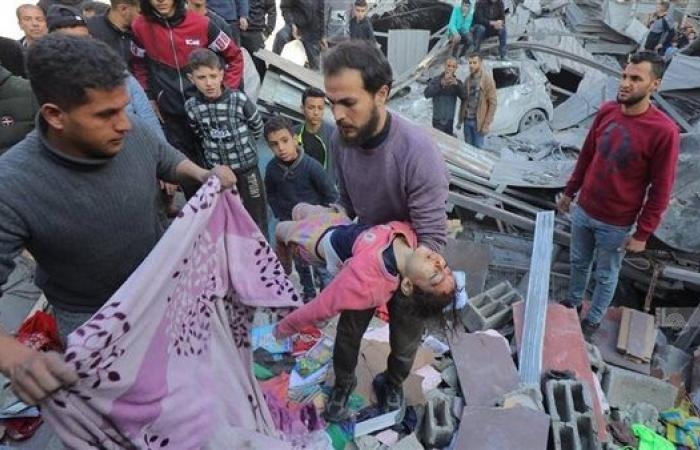 أخبار العالم : عشائر غزة: تدين وتستنكر بأشد العبارات استهداف الصحفيين