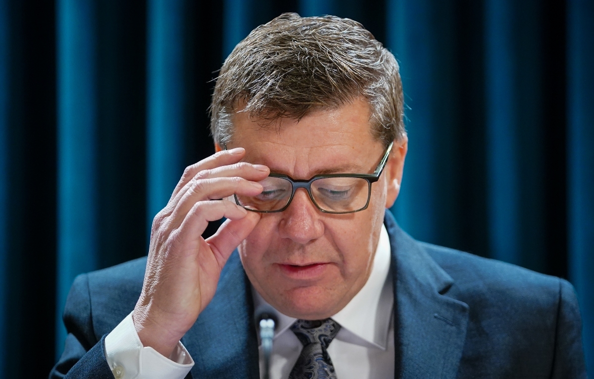 Saskatchewan premier declares state of emergency as thousands flee wildfires