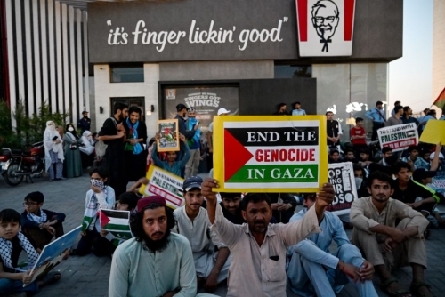 Wave of Anti-American Protests Targets KFC Outlets in Pakistan; Over 170 Arrested
