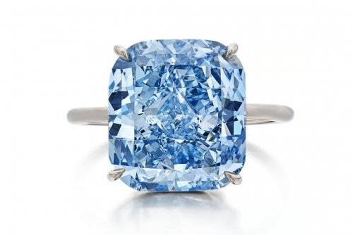 Rare blue diamond fetches $21.5 m at auction in Geneva