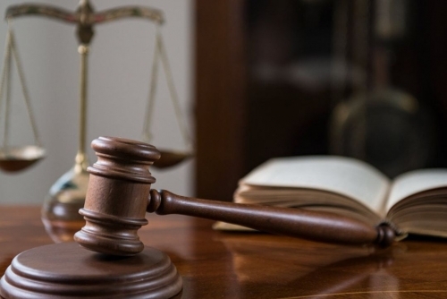 Dentist wins BD20,000 pay dispute with Manama clinic