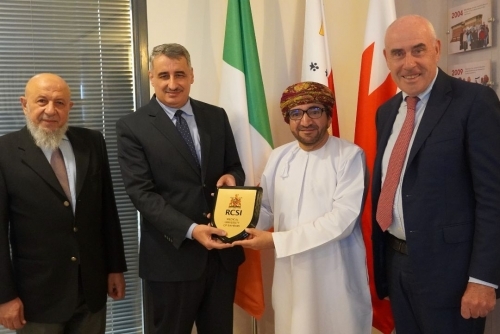 RCSI Medical University of Bahrain hosts delegation from Sultan Qaboos University's College of Medicine and Health Sciences