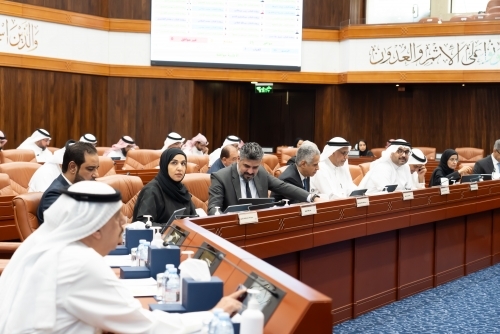 MPs to debate bill linking layoff compensation to advance notice