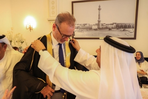 Bahrain Honours German Envoy