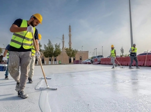 Faith and comfort converge on Mecca's new eco-friendly roads
