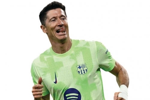 Lewandowski passes century as champions Barca sign off in style