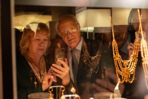 Gold crafting exhibition