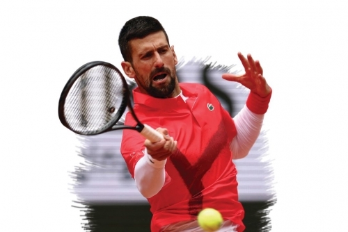 Djokovic dominates Roland Garros opener