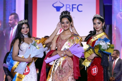 May Queen Crowned