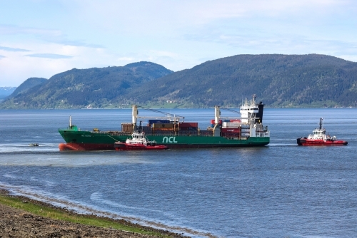 Ship pulled free after running aground near Norway home