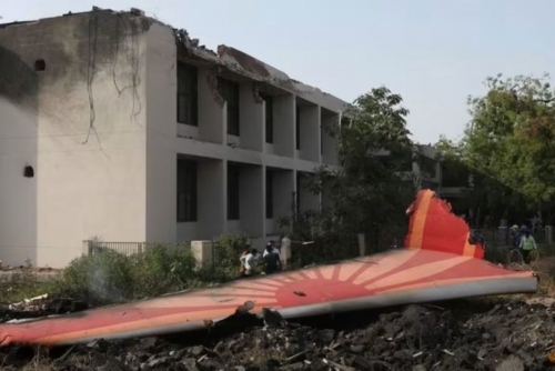 India plane crash death toll rises to 279