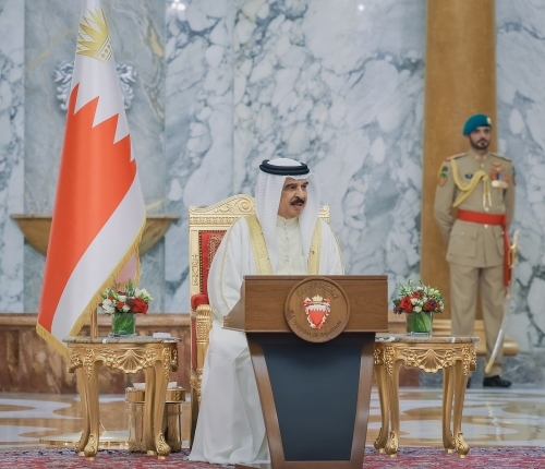 HM King Hamad Receives Credentials of 19 New Ambassadors at Sakhir Palace