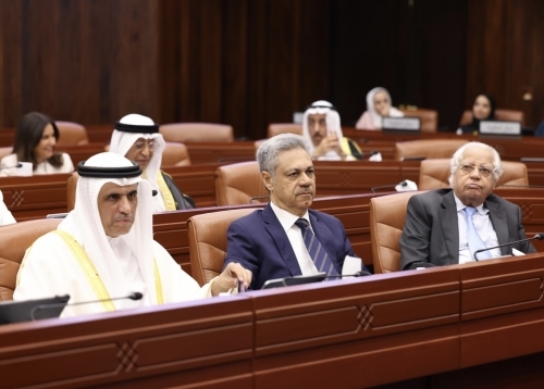 Shura panel opposes plan to lower contract review threshold from BD300,000 to BD100,000