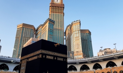 Saudi Arabia Drops Meningitis Vaccine Requirement for Umrah Pilgrims