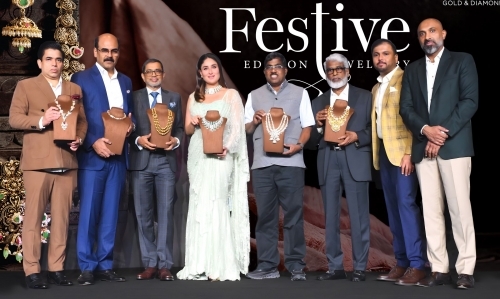 Kareena launches Malabar Gold & Diamonds' Festive collection