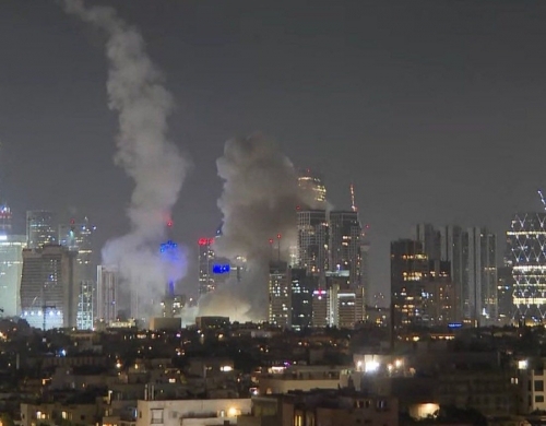 Iran Fires Missiles at Israel in Retaliation for Attacks on Nuclear Sites