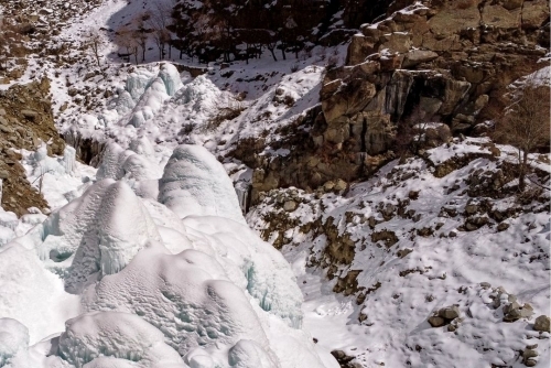 Artificial glaciers boost water supply in northern Pakistan