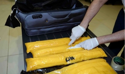 Smuggler Caught with 6kg of Drugs at Bahrain Airport