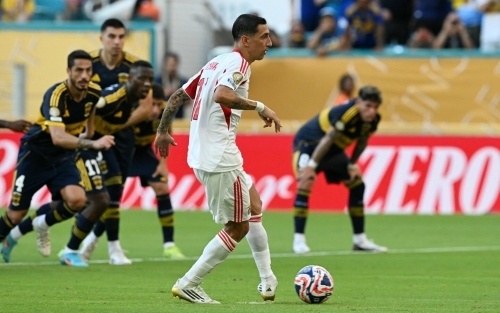 Boca denied by late Benfica fightback