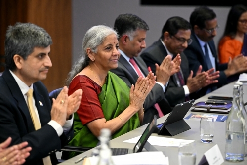 India's annual growth hits 6.5%