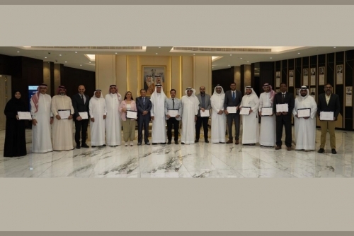 Bahrain Chamber honoursJournalists for National Contributions