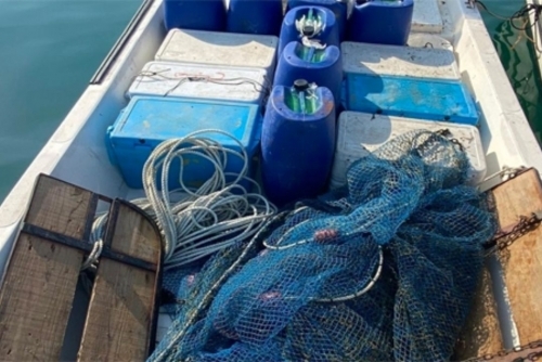 Fishermen held for using banned trawling nets